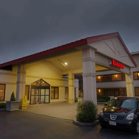 Ramada By Wyndham Boston Hotel